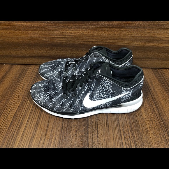Nike Free 5.0 TR Fit 5 Print Women's Size 6.5 - Picture 1 of 8